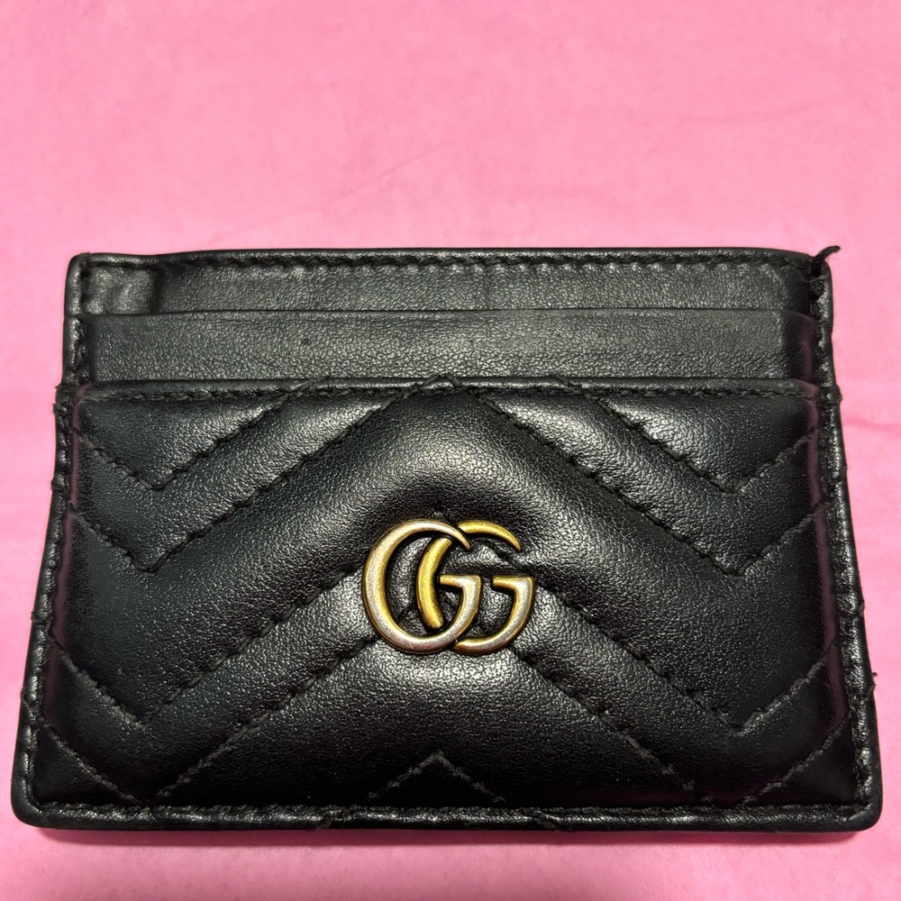 used authentic GG MARMONT CARD CASE